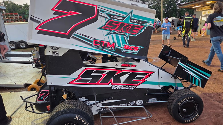 image for Karter Beattie Wins Legend Car B-Main,…